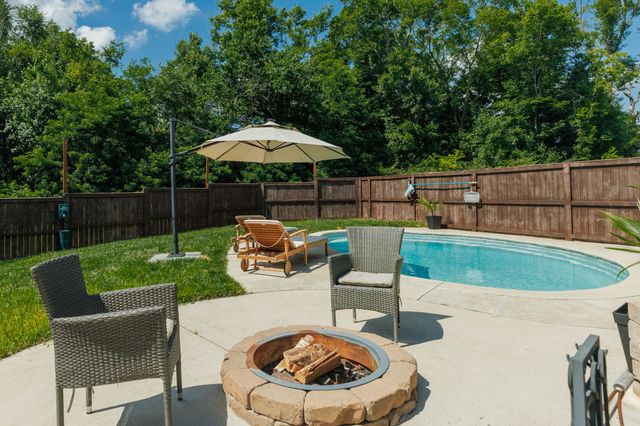 304 Cadet Ct, Spring Hill, TN 37174