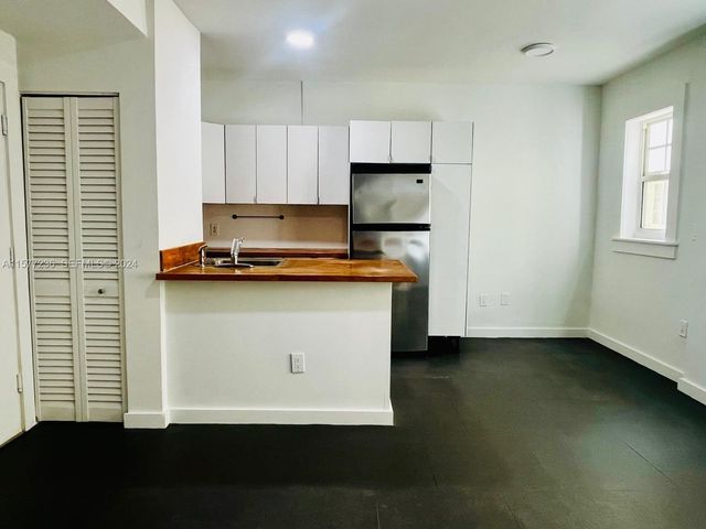 536 14th Street 101, Miami Beach, FL 33139