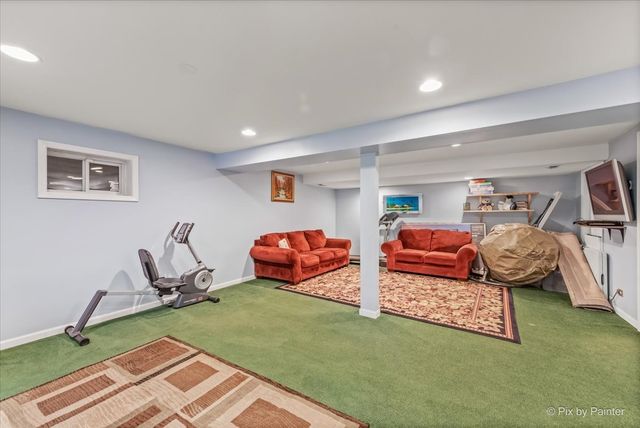 741 Wedgewood Circle, Lake In The Hills, IL 60156
