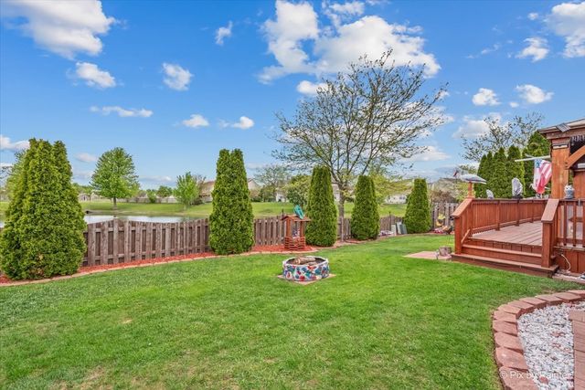 741 Wedgewood Circle, Lake In The Hills, IL 60156