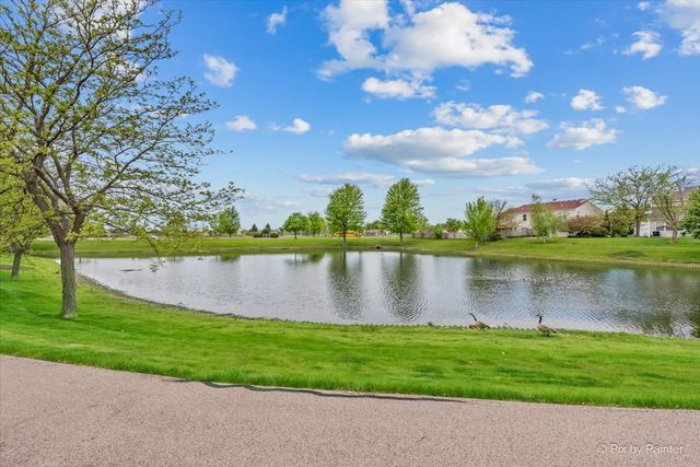 741 Wedgewood Circle, Lake In The Hills, IL 60156