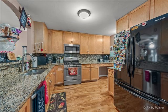 741 Wedgewood Circle, Lake In The Hills, IL 60156