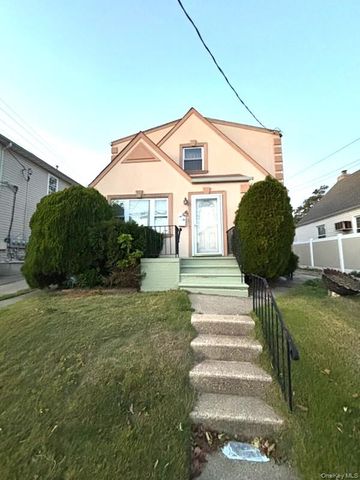 238-23 148th Drive 1st Floor, Rosedale, NY 11422