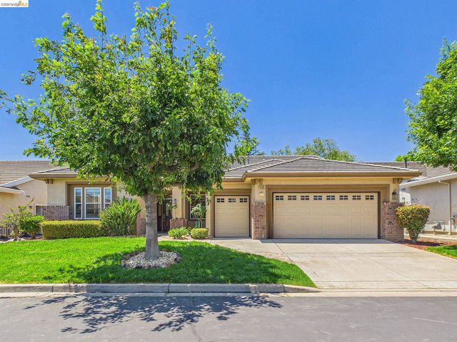 1035 Bismarck Ter, Brentwood, CA 94513