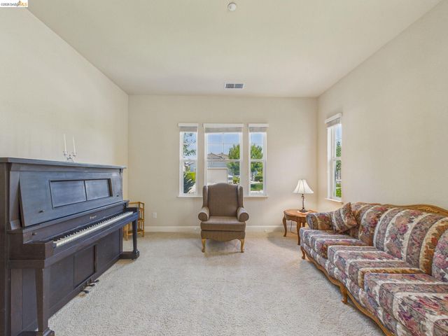 1035 Bismarck Ter, Brentwood, CA 94513