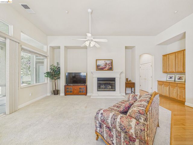 1035 Bismarck Ter, Brentwood, CA 94513