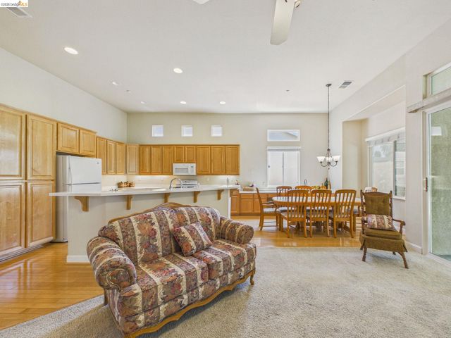1035 Bismarck Ter, Brentwood, CA 94513