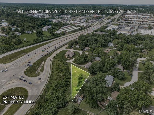 36 Firefly Court, Manchester, MO 63021