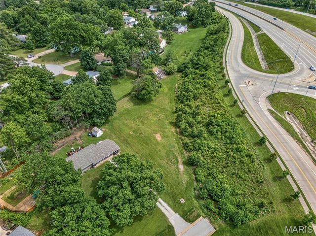 36 Firefly Court, Manchester, MO 63021