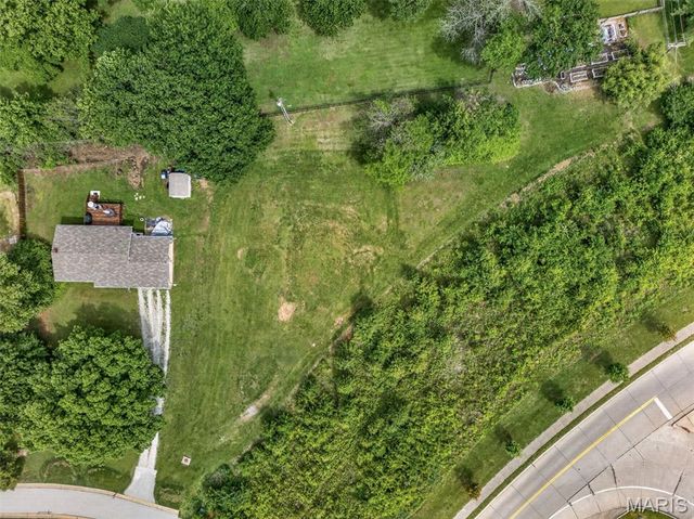36 Firefly Court, Manchester, MO 63021
