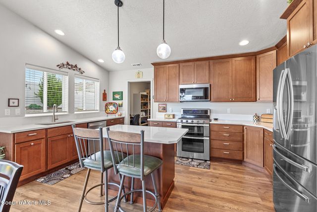 9808 N BERKSHIRE ST, Hayden, ID 83835