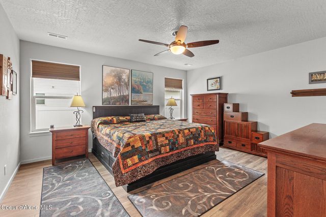9808 N BERKSHIRE ST, Hayden, ID 83835