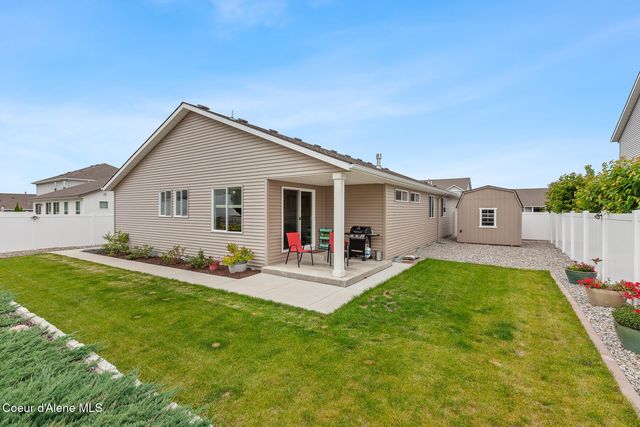 9808 N BERKSHIRE ST, Hayden, ID 83835