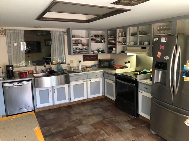 6120 BEECHWOOD DRIVE, Dade City, FL 33523