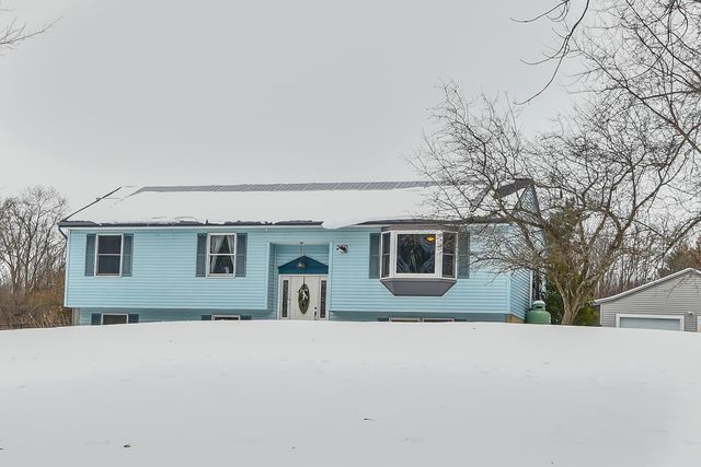 179 Four Rod Road, Rochester, NH 03867