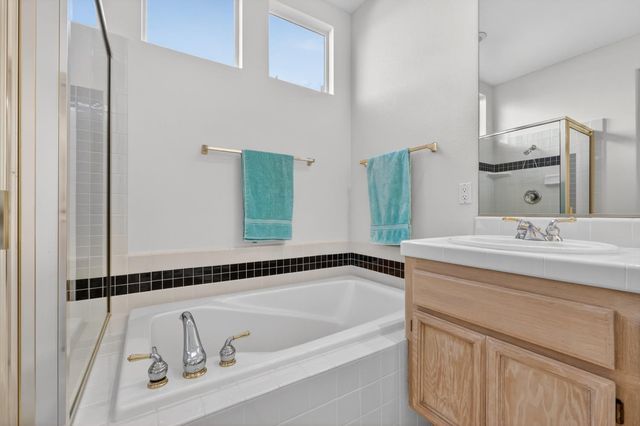1160 Cobble Fields Ct, Folsom, CA 95630