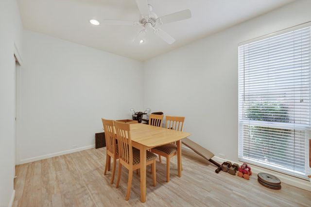 1160 Cobble Fields Ct, Folsom, CA 95630