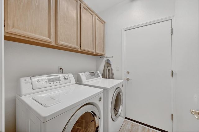 1160 Cobble Fields Ct, Folsom, CA 95630