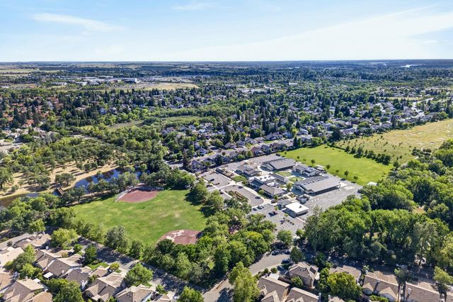 1160 Cobble Fields Ct, Folsom, CA 95630