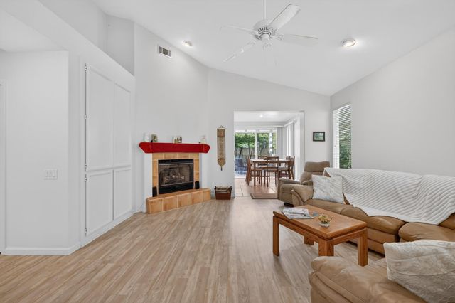 1160 Cobble Fields Ct, Folsom, CA 95630