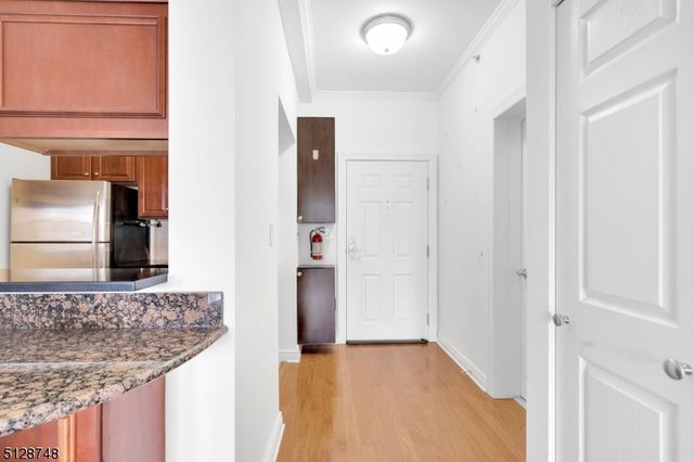 7 Prospect St 303, Morristown Town, NJ 07960