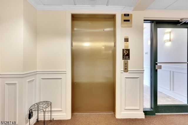 7 Prospect St 303, Morristown Town, NJ 07960