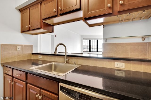 7 Prospect St 303, Morristown Town, NJ 07960