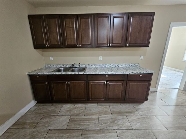 4921 N Campbell Street, Detroit, MI 48210