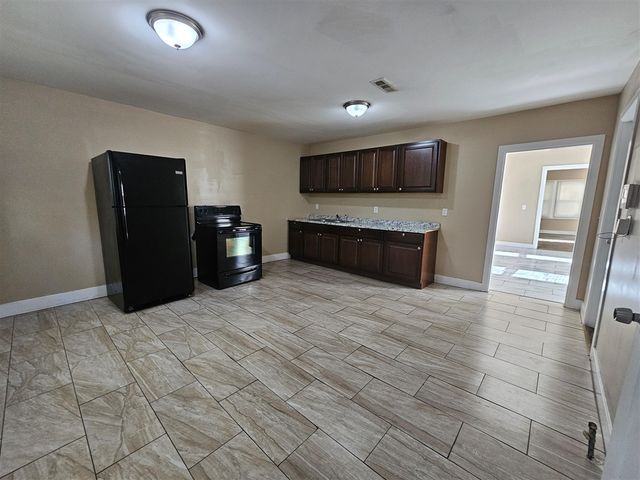 4921 N Campbell Street, Detroit, MI 48210