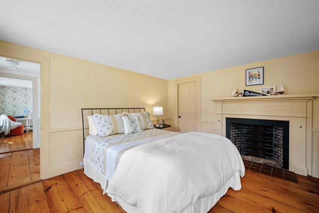 27 Waldron Street, Marblehead, MA 01945