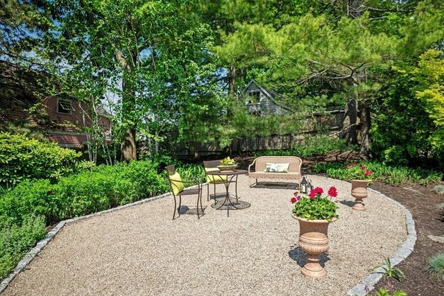 27 Waldron Street, Marblehead, MA 01945