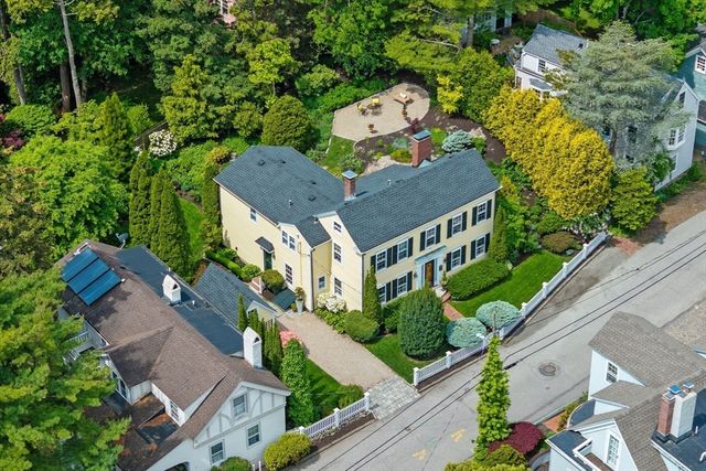 27 Waldron Street, Marblehead, MA 01945