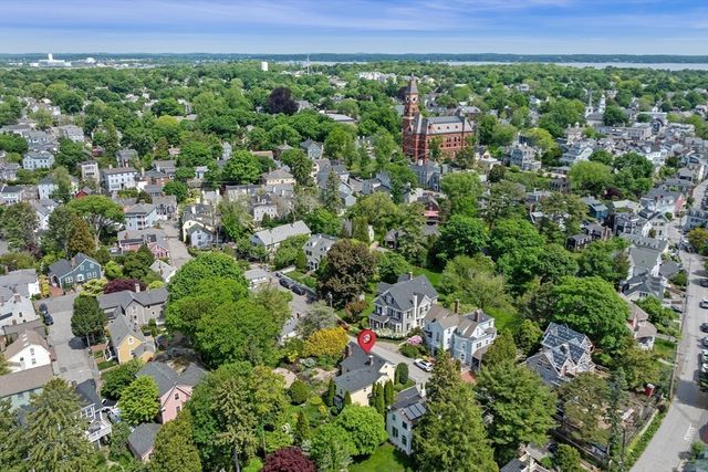 27 Waldron Street, Marblehead, MA 01945