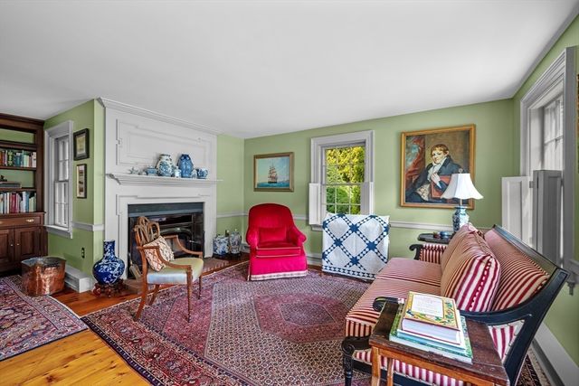 27 Waldron Street, Marblehead, MA 01945