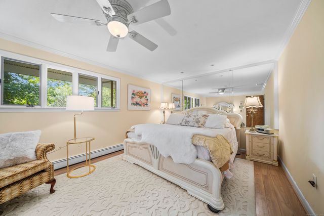 92 Kenmore Road, Bloomfield, CT 06002