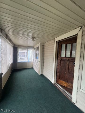 577 Rhodes Avenue, Akron, OH 44307