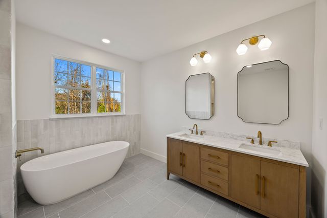 815 Safley Hollow Rd, Mcminnville, TN 37110