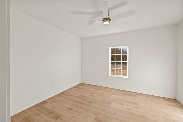 815 Safley Hollow Rd, Mcminnville, TN 37110