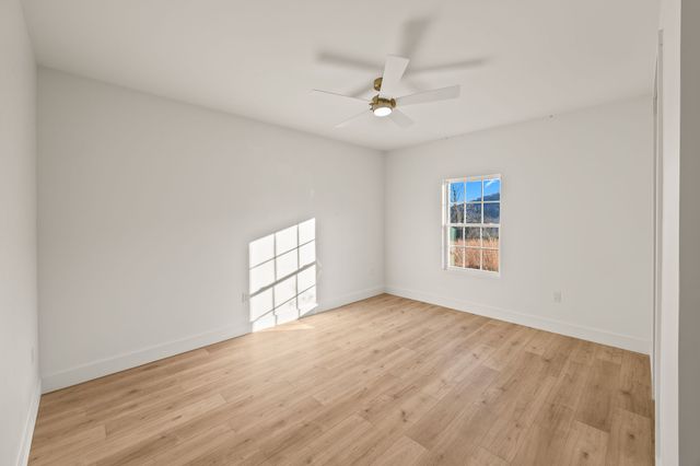 815 Safley Hollow Rd, Mcminnville, TN 37110