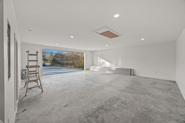 815 Safley Hollow Rd, Mcminnville, TN 37110