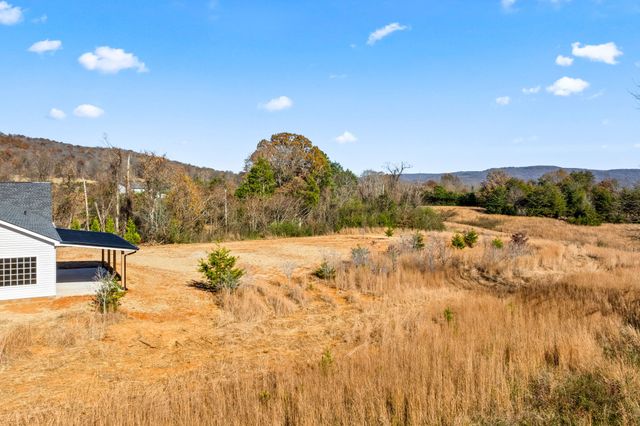 815 Safley Hollow Rd, Mcminnville, TN 37110