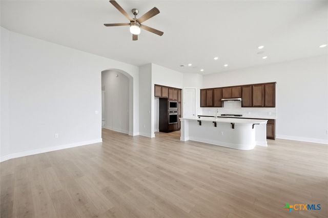 1106 Neria Loop, San Antonio, TX 78224