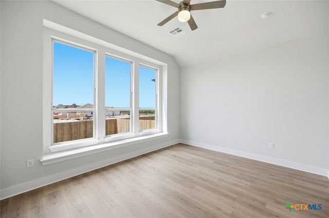 1106 Neria Loop, San Antonio, TX 78224