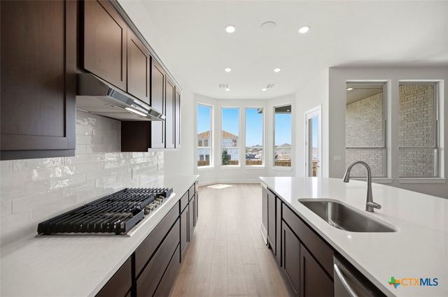 1106 Neria Loop, San Antonio, TX 78224