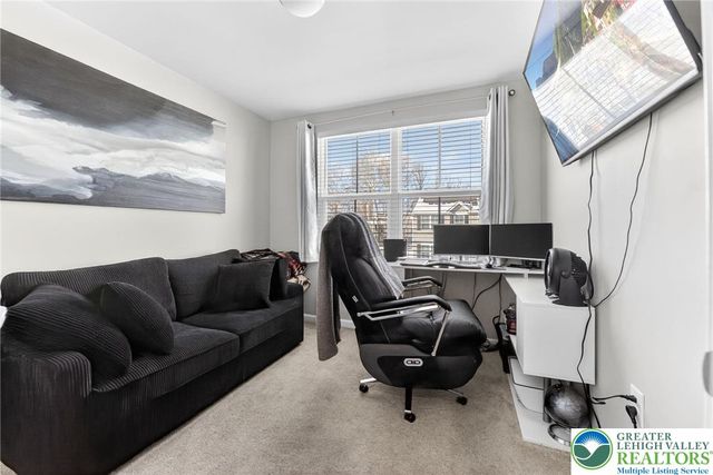 2132 Cross Country Road, Northampton Boro, PA 18067