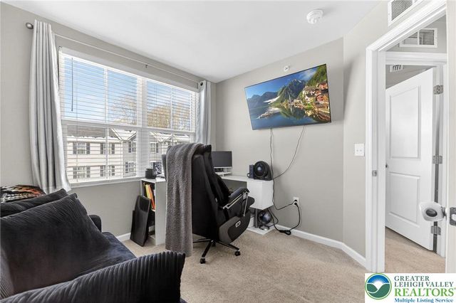 2132 Cross Country Road, Northampton Boro, PA 18067