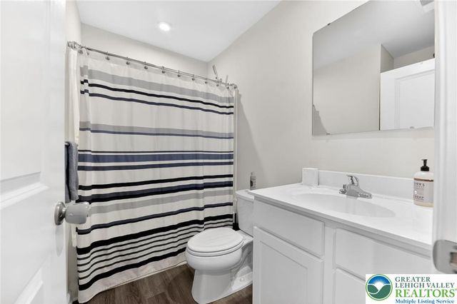 2132 Cross Country Road, Northampton Boro, PA 18067