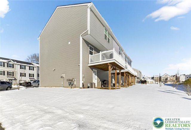 2132 Cross Country Road, Northampton Boro, PA 18067