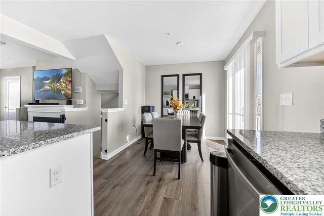 2132 Cross Country Road, Northampton Boro, PA 18067