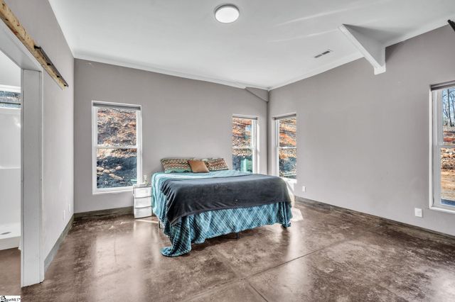 292 Rabbit Road, Travelers Rest, SC 29690